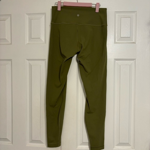 Lululemon Wunder Under High-Rise Tight 28" 
Vista Green - Picture 3 of 9